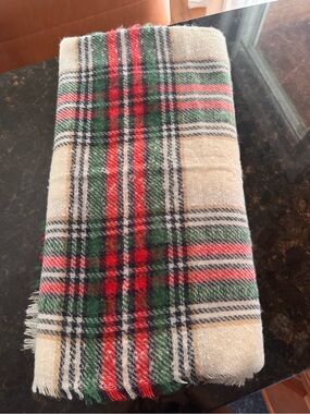 aerie Plaid Fringe Throw in Cream, Red & Green